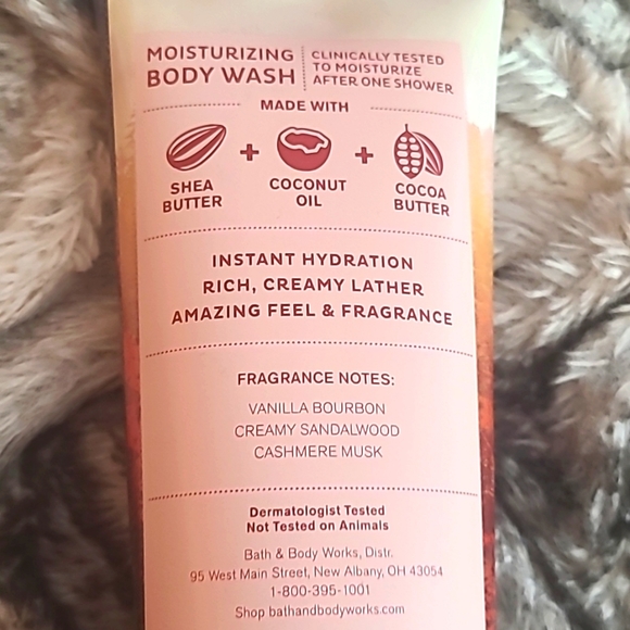 Bath and Body Works Holiday Winter Gift Set - Picture 3 of 3